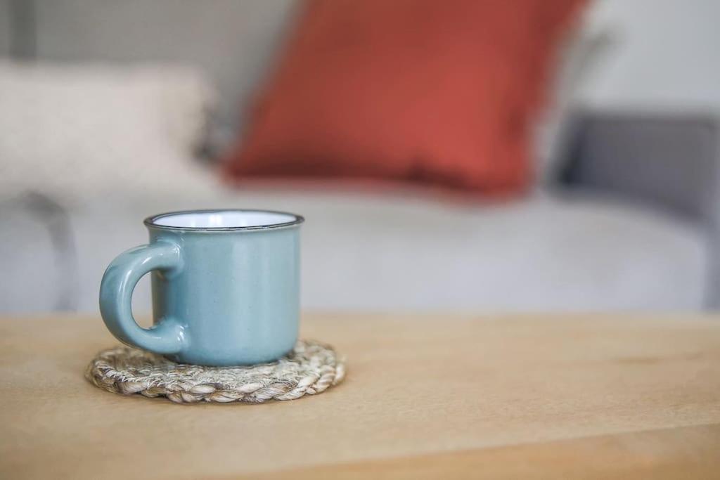 Le Petit Morny. Renove Lumineux Et *