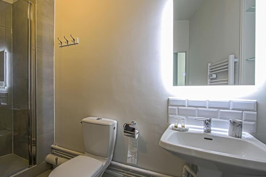 Le Petit Morny. Renove Lumineux Et Apartment *