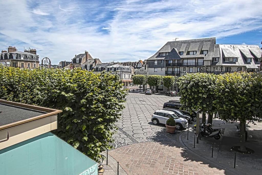 Appartement Le Petit Morny. Renove Lumineux Et